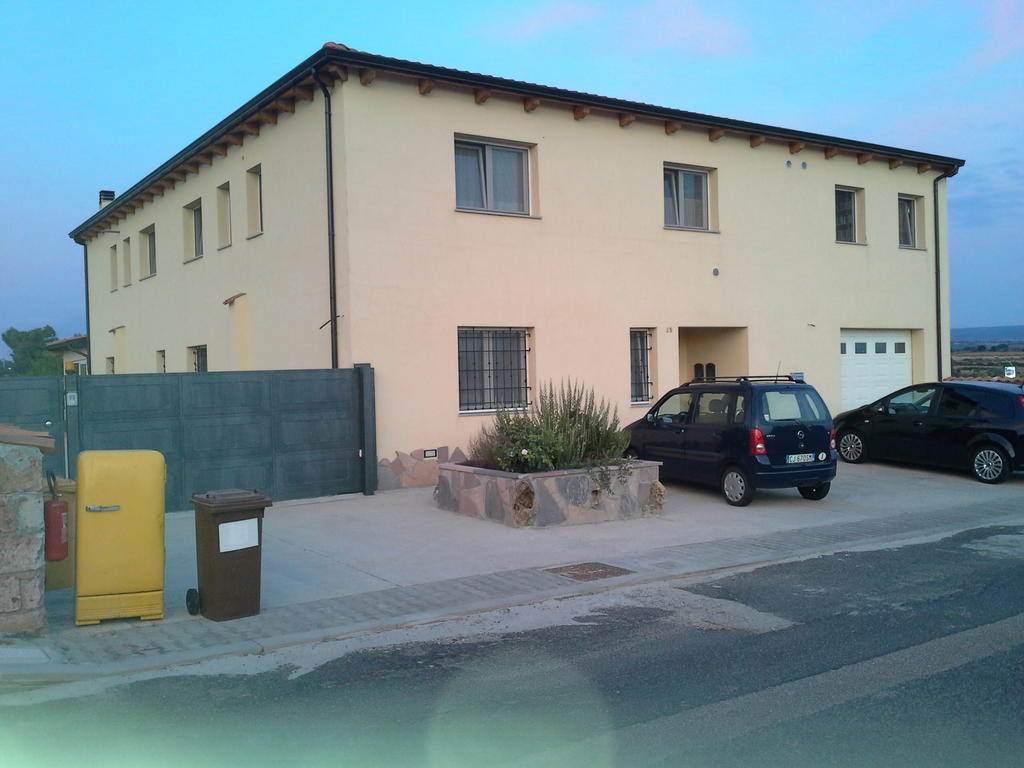 B&B S'Ena Suni Exterior foto